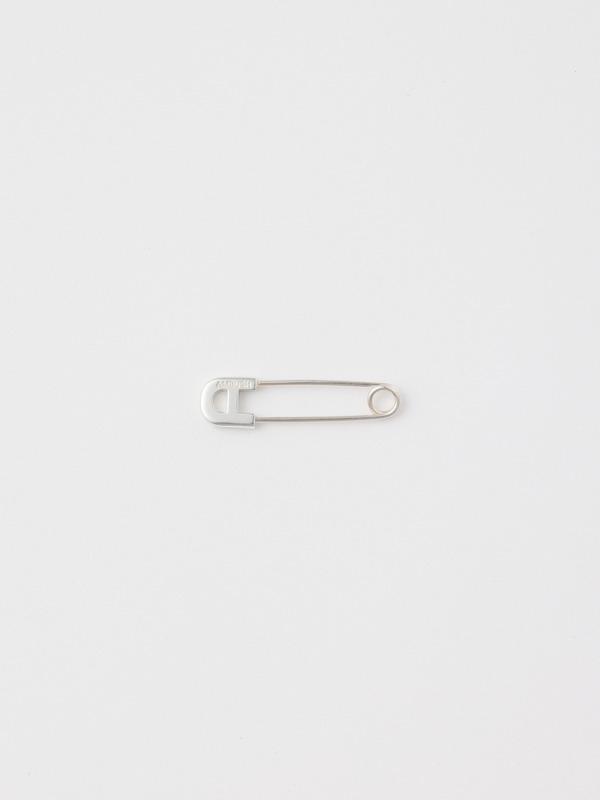 SMALL SAFETY PIN EARRING