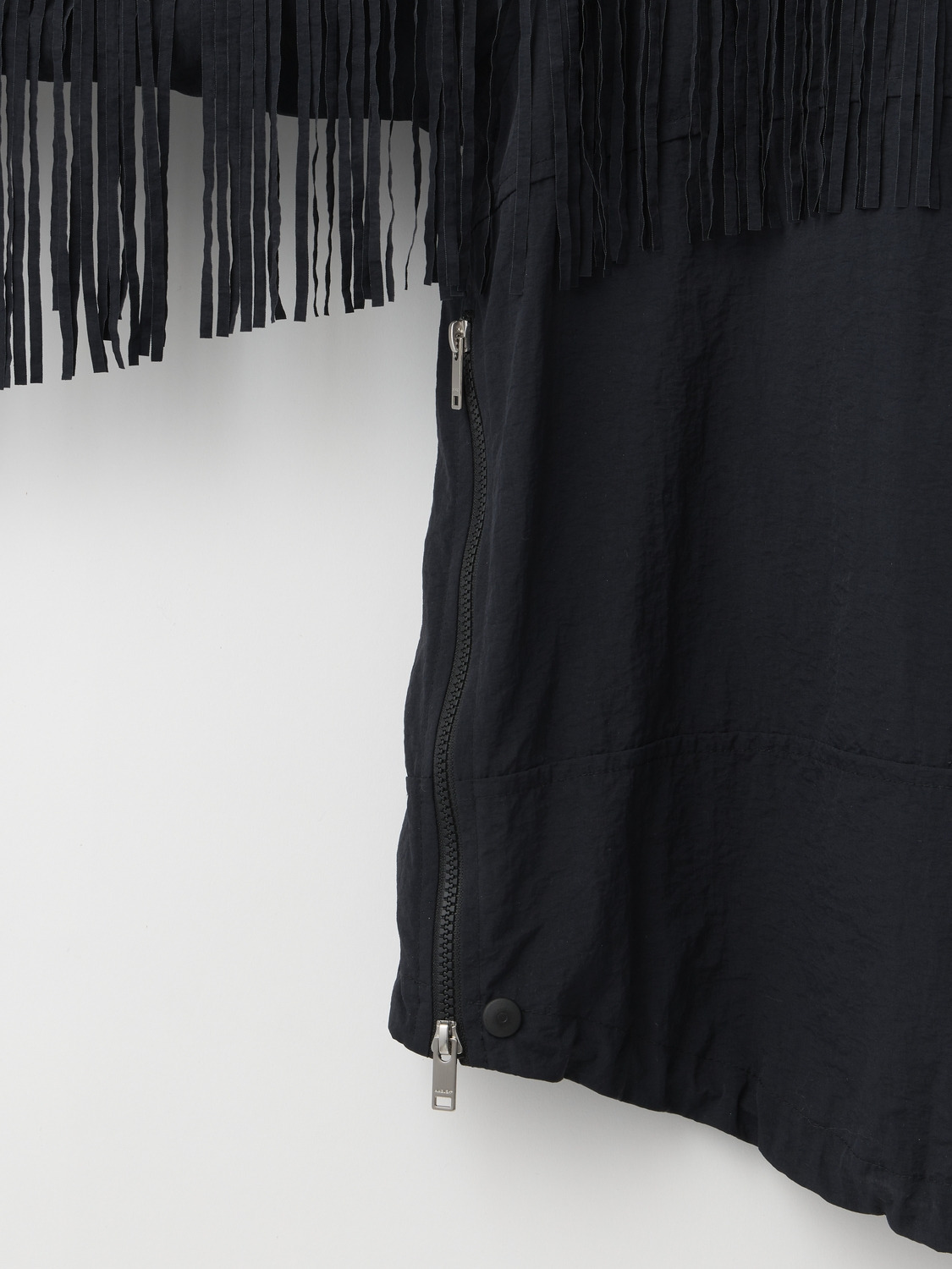 FRINGED NYLON ANORAK 詳細画像 Black 4