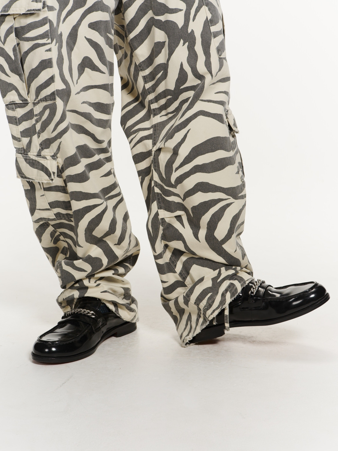 LEATHER SLIP-ON LOAFERS 詳細画像 Black 7